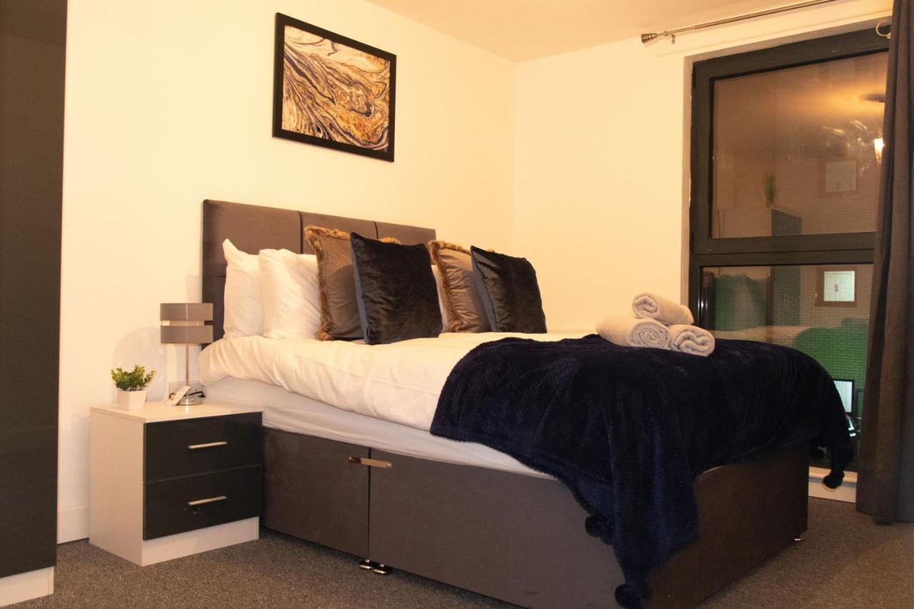 Livestay-Modern Apartment Minutes Away From Heathrow Slough Exteriér fotografie