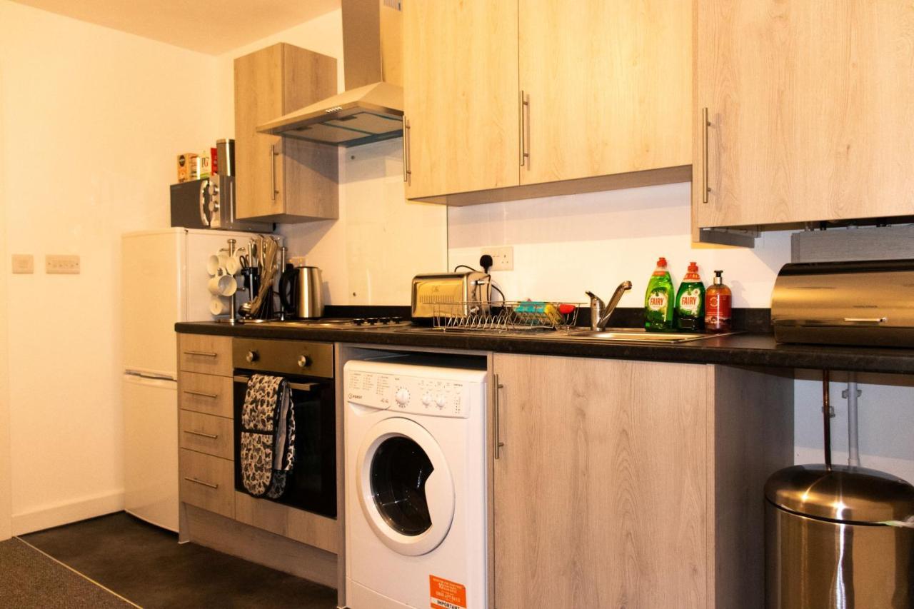 Livestay-Modern Apartment Minutes Away From Heathrow Slough Exteriér fotografie